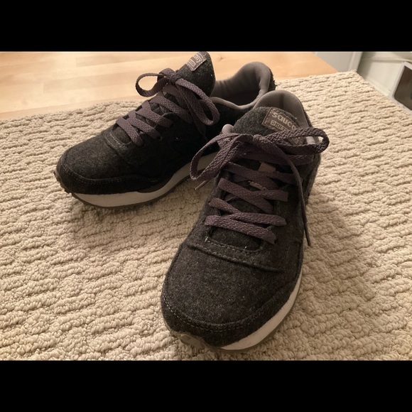 Saucony Madewell special edition sneakers♥️ - Picture 2 of 9